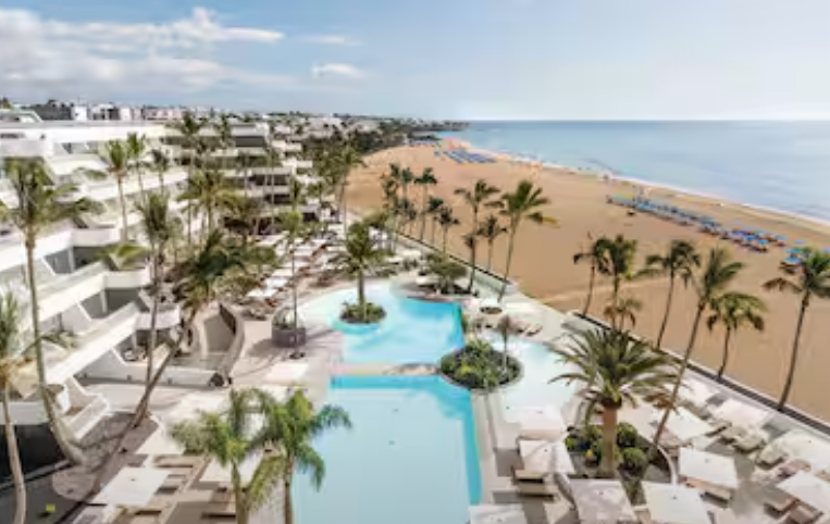 Plus Fariones Suite Hotel