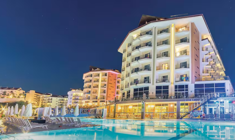 Ramada Resort By Wyndham Kusadasi & Golf